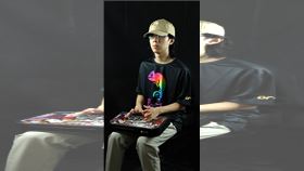  亞青電競賽快打旋風6 台灣選手Ugang摘冠2024亞洲青年電競錦標賽「快打旋風6」決賽30日以線上賽方式進行，台灣年僅17歲的格鬥電競新星Ugang（陳又綱）（圖）以3比2驚險擊敗香港選手Micky，抱回冠軍。（Ugang提供）中央社記者陳容琛傳真 113年12月30日