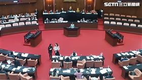 立法院會今（31）日討論就業服務法修正案。（圖／記者盧素梅攝影)