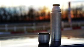 保溫杯(圖/pixabay)