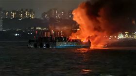 八里,煙火,火燒船,煙火船,1314,跨年