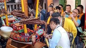 遭控重名「金順安」！碧龍宮：擲筊擲來的