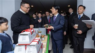 男童喊「我要當總統」！賴清德笑送這禮物