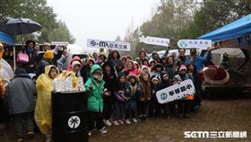 送愛到偏鄉／翻攝畫面