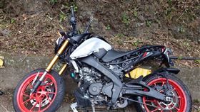 蔡女愛車也因此毀壞。（圖／警方提供）