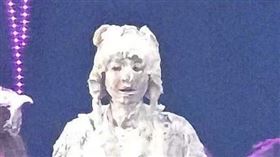 羅志祥在高雄巨蛋的跨年被砸派到無法辨認（圖／翻攝羅志祥的Threads）