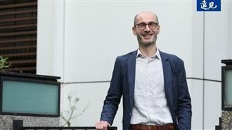 獨家專訪》世界首部AI法案推手，他為何仍憂心AI監理的未來？