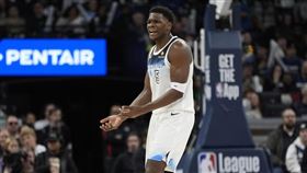 ▲艾德渥斯（Anthony Edwards）錯失追平三分球，灰狼不敵塞爾提克。（圖／美聯社／達志影像）