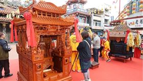 ▲全新鑾轎啟用。（圖／翻攝自新港奉天宮 四街祖媽會粉絲專頁）