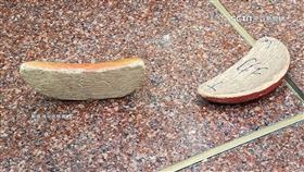 宜蘭進安宮也有！主委擲罕見「立筊」　信眾驚呆喊：神蹟