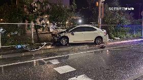 V無照撞落跑1200