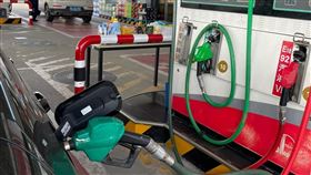 中國加油站（翻攝自熊哥嘚啵嘚微博）