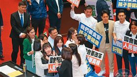 綠推41選區大罷免　藍拋修2法以罷制罷