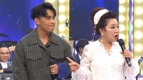 邱軍、白冰冰。（圖／翻攝自《超級冰冰秀》YouTube）