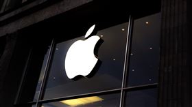 傑昇通信統計市調機構數據，公布iPhone 15系列上市9個月帶動新舊iPhone買氣，已賣出逾162萬台。（圖／品牌業者提供）