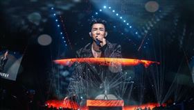 劉畊宏因健身直播翻紅，但其實他之前是歌手身分。（圖／翻攝自劉畊宏微博）