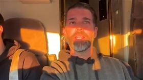 川普長子遊格陵蘭