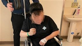 一車多賣狂詐上億！郭哲敏斷腿小弟「開庭前一週急找律師」出庭不認罪。（圖／翻攝畫面）