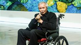 藝術家林惺嶽2019年出席國美館大展致詞藝術家林惺嶽7日辭世，享壽87歲。圖為林惺嶽2019年出席國立台灣美術館「林惺嶽：大自然奇幻的光影」展開幕致詞。（國美館提供）中央社記者王寶兒傳真  114年1月7日