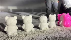 合歡山降冰霰 遊客開心堆小雪人強烈大陸冷氣團影響搭配水氣，合歡山10日凌晨起陸續下冰霰，網路社團「台灣追雪團」成員不懼低溫，徹夜在海拔3275公尺合歡山武嶺等雪，並用冰霰堆起小雪人。（台灣追雪團江文正提供）中央社記者蕭博陽南投縣傳真114年1月10日
