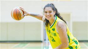 ▲國泰女籃簽下紐西蘭國家隊中鋒戴維森（Penina Davidson）