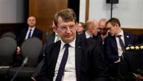 丹麥國防部長波爾森承認，多年來忽視有助監督國安的船艦與飛機必要投資。（圖／路透社／達志影像）