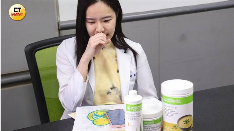 入職如入獄！賀寶芙爆職場霸凌他8天離職