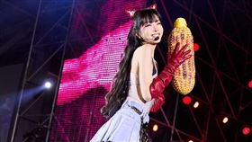 謝金燕唱跳表演每次都讓人驚豔。（圖／翻攝臉書）