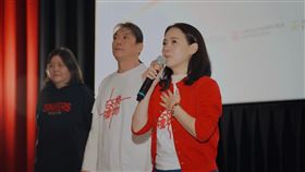 《交換禮物》曾寶儀、林明謙。（圖／台北双喜提供）