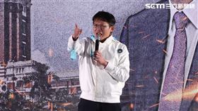 ▲111釘孤枝集會民眾黨公職出席黃國昌致詞還用英文表達訴求（圖／記者鄭孟晃攝影）