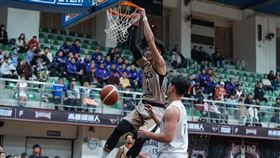 ▲謝宗融此役繳出15分15籃板的表現。（圖／PLG提供）