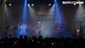 芒果醬舉辦免費簽唱會。（圖／記者鄭孟晃攝影）