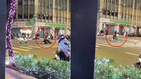 北市3人在林森北路及農安街口發生激烈肢體衝突。（圖／翻攝自爆廢公社）
