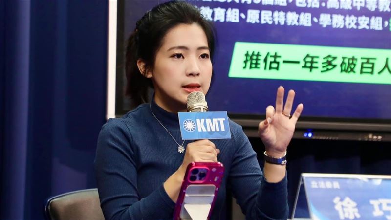 徐巧芯仇恨值高　沈富雄勸她「修正自己」