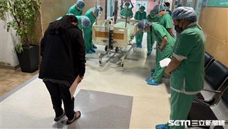 弱勢男腦死器捐救人　醫護最後鞠躬照催淚