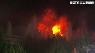新／苗栗化工廠大火　火舌猛烈噴出窗外