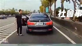 台中男抄傢伙理論！忘拉手煞車⋯車險落跑