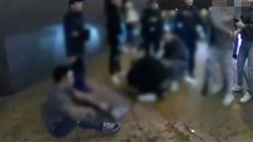 台中七期摩鐵4男狂歡整晚！一言不合開打