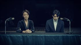 柯淑勤劇中帶領宋柏緯出面公開道歉。（圖／鏡文學提供）