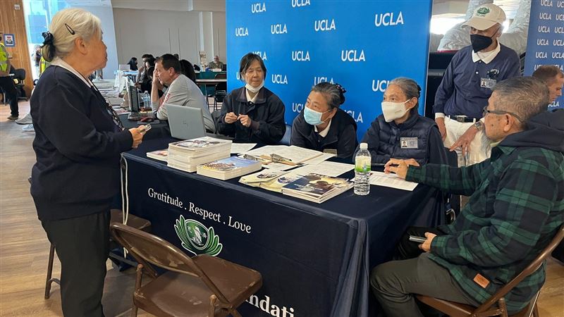 援助加州災民　美國慈濟進駐災難復原中心