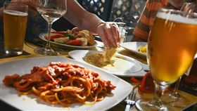 吃飽,吃飯,用餐,美食(圖/pixabay)