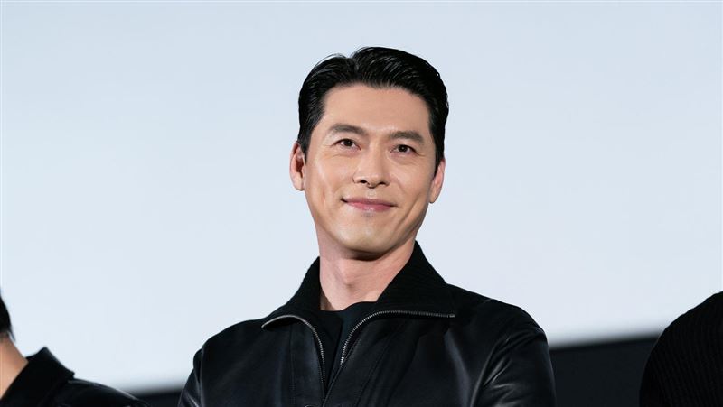 玄彬當爸後首來台「手比愛心」：心情很好