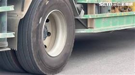 砂石車,輪胎(圖/翻攝畫面)