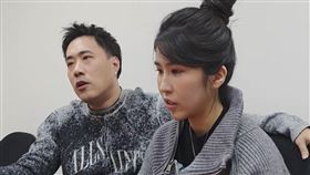 柔柔（右）與余祥銓聊到李亞萍現狀（圖／記者鍾智凱攝）