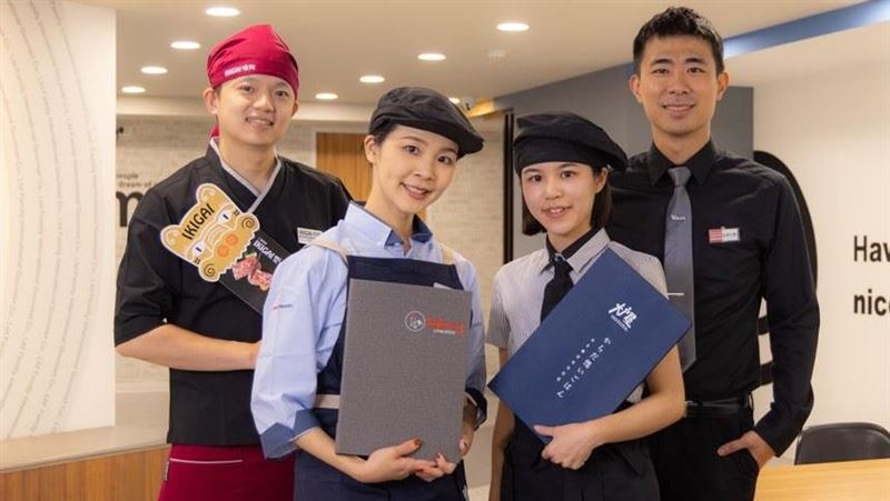 全家國際餐飲廣招800人　年薪上看22個月