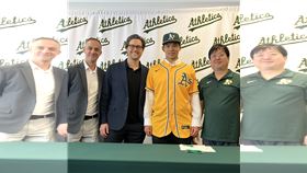 ▲森井翔太郎正式簽約運動家。（圖／翻攝自X @Athletics）