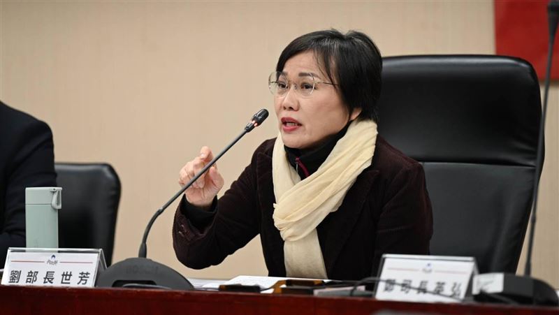 藍白砍預算！內政部：等同向詐騙集團投降