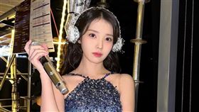 IU（圖／翻攝自IU IG）