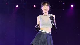 謝金燕育有一子，28年來未公開對方生父。（圖／翻攝臉書）