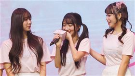 ▲台鋼啦啦隊Wing Stars成軍週年粉絲見面會，一粒（趙宜莉）發表感言時哽咽說不出話。（圖／桂田文創提供）