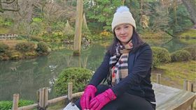 劉芯彤昨晚吃公司尾牙。（圖／翻攝臉書）